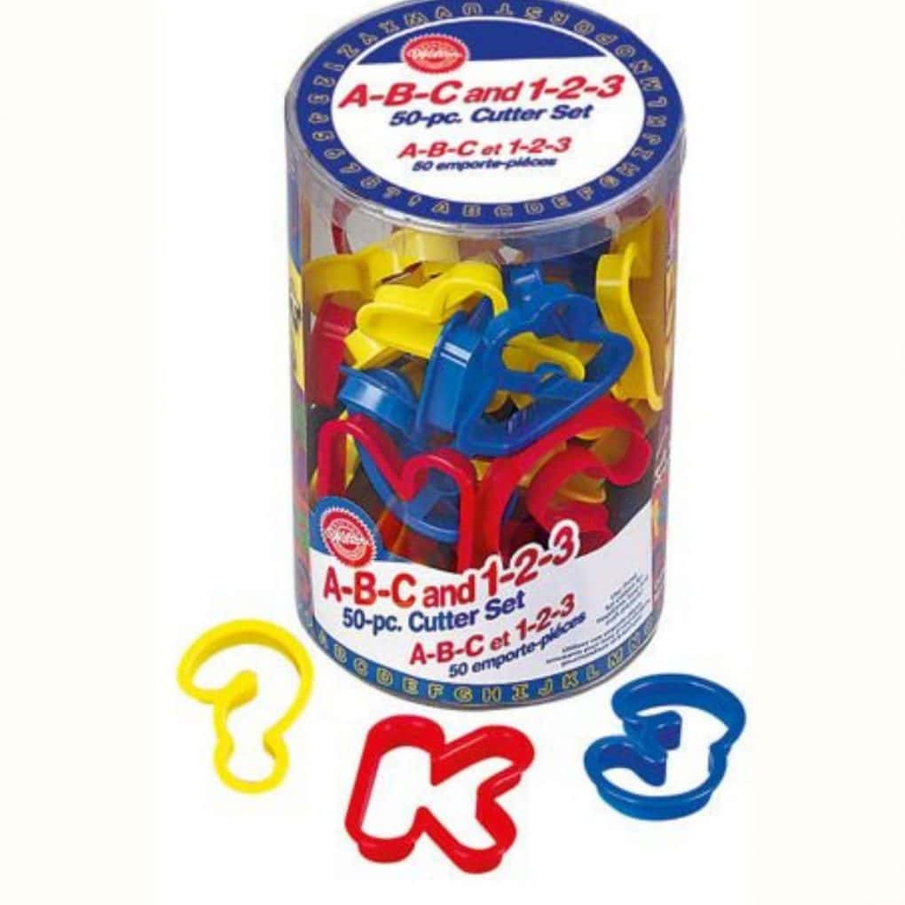 02-0-0114-2.jpg Kit emporte pièce lettres et chiffres 8cm – Image 1