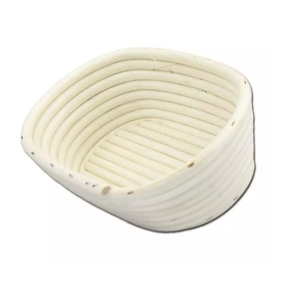 1-80.jpg Panier de pousse en osier 220 x 150 MM (400 à 600 Gr de pâte) – Image 1