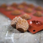 Moule silicone madeleine 68x45 H 17 MM - SF032 – Image 7