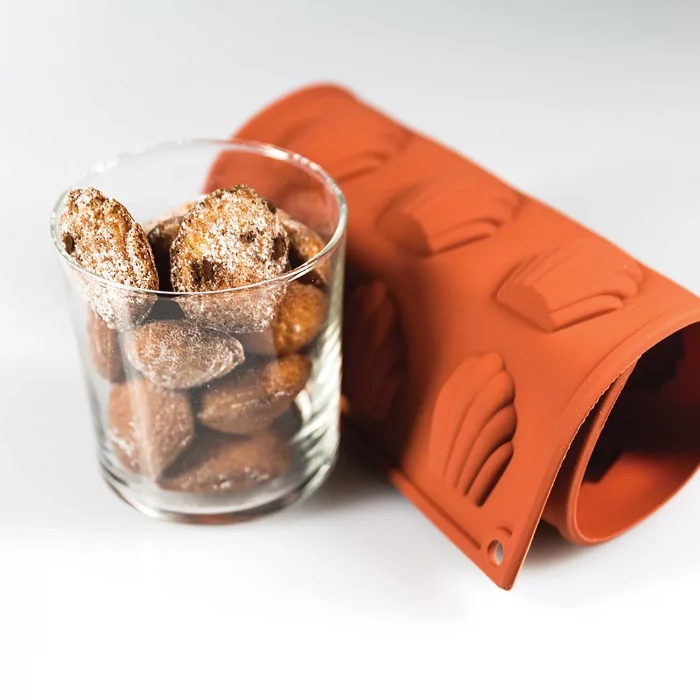 Moule silicone madeleine 68x45 H 17 MM - SF032 – Image 3