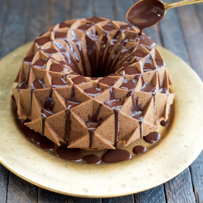 Moule À Gâteau Bundt Jubilee Gold – Image 3