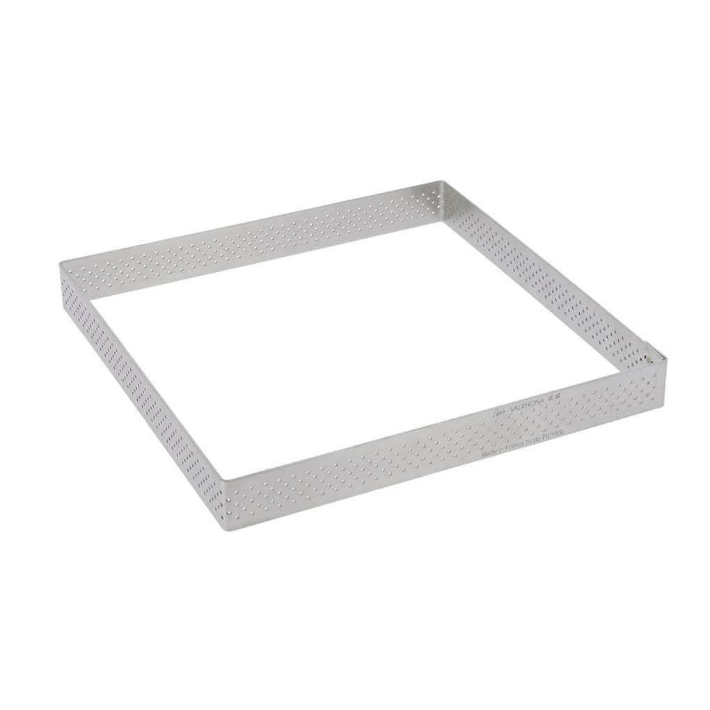 cercle-a-tarte-carre-valrhona-inox-perfore-ht-2-cm.jpg Cercle perforé inox carré L:15cm H:2cm – Image 1