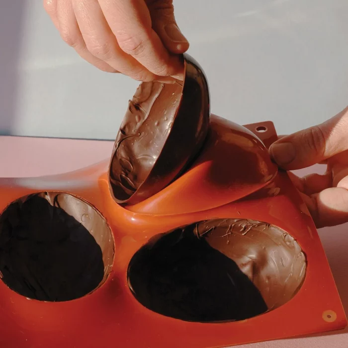 Moule silicone demi-œuf 102 x 73 H 38 MM - SFT041 – Image 3
