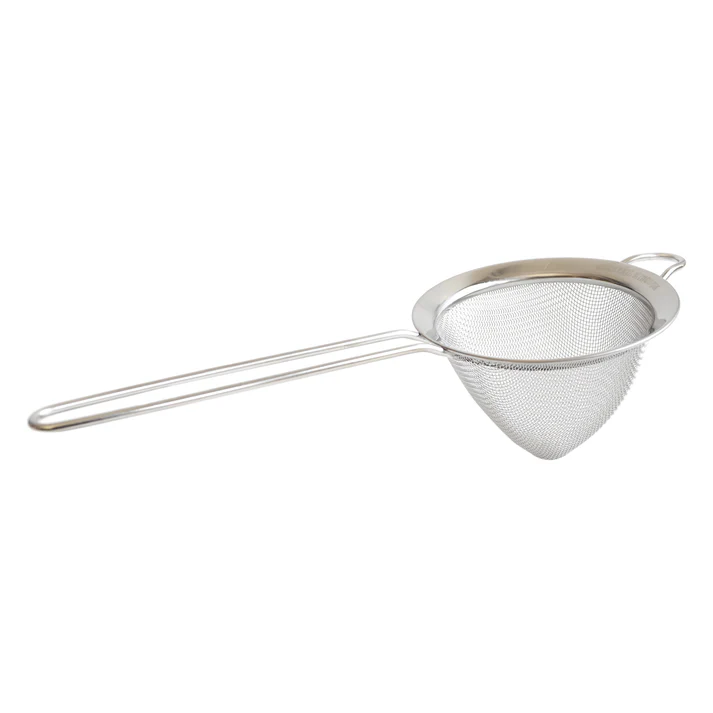 3d1ce2_01fe832542df4cab84d74a5cd18d4bca~mv2 Passoire Chinois Inox 14 Cm – Image 1