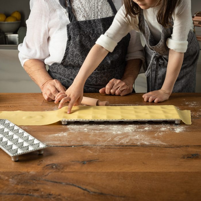 Moule à raviolis Marcato 24 carrés – Image 3