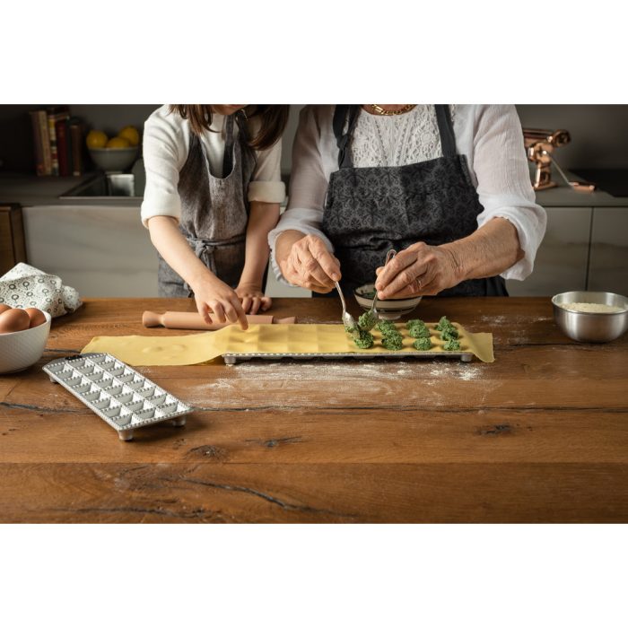 Moule à raviolis Marcato 24 carrés – Image 8