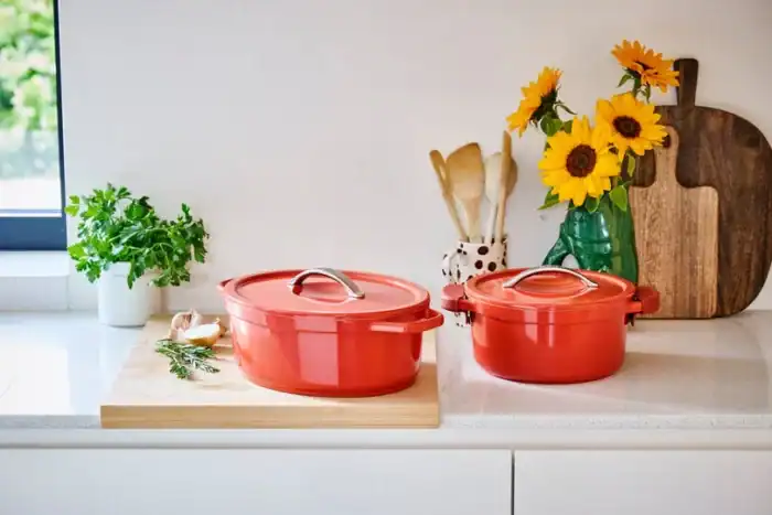 Plume Cocotte Ovale 31cm Rouge – Image 3
